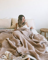 Senna Taupe - PARTY BLANKETâ¢